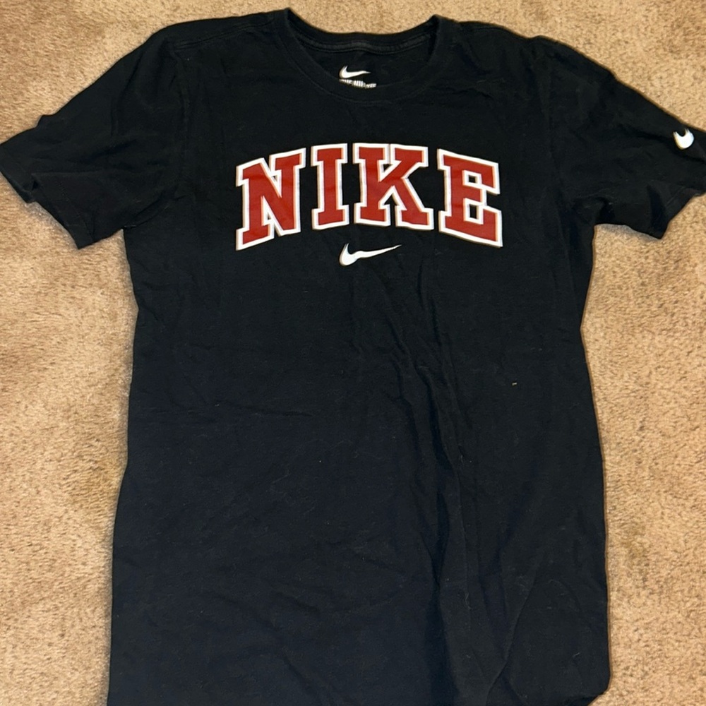 Nike T shirt S